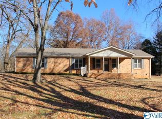 1489 Moontown Rd, Brownsboro, AL 35741
