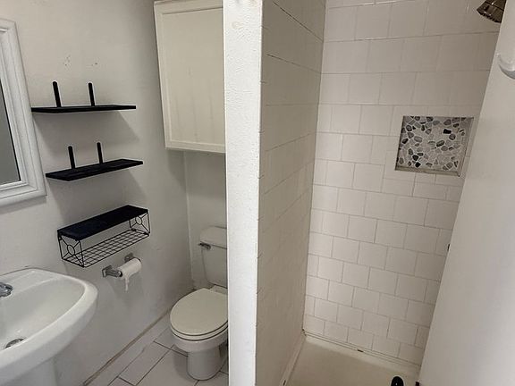 4th image of 2319 15th St