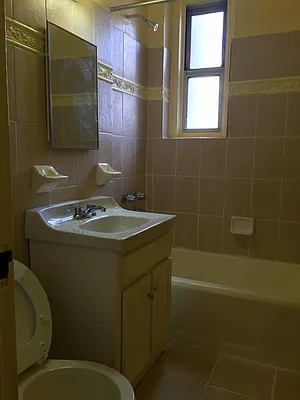 Rented by EXR | media 24