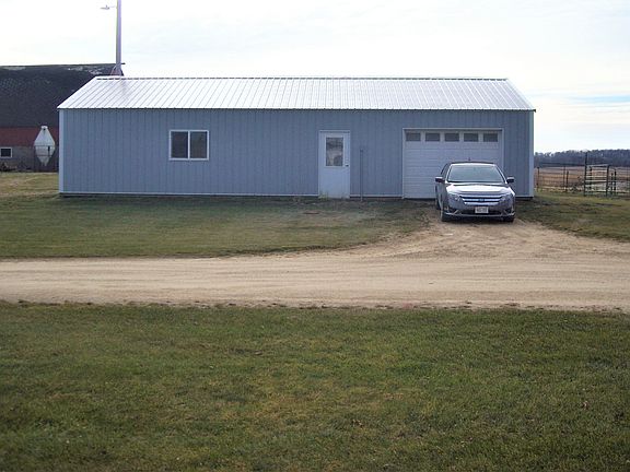5th image of W1953 190th Ave