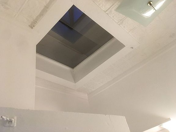 4th image of 345 S 1st St APT 3R