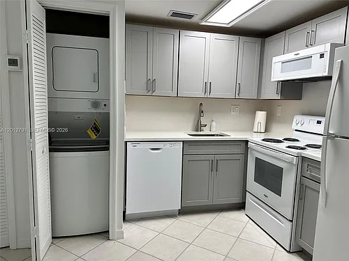 3051 SW 27th Ave #205 Photo 1