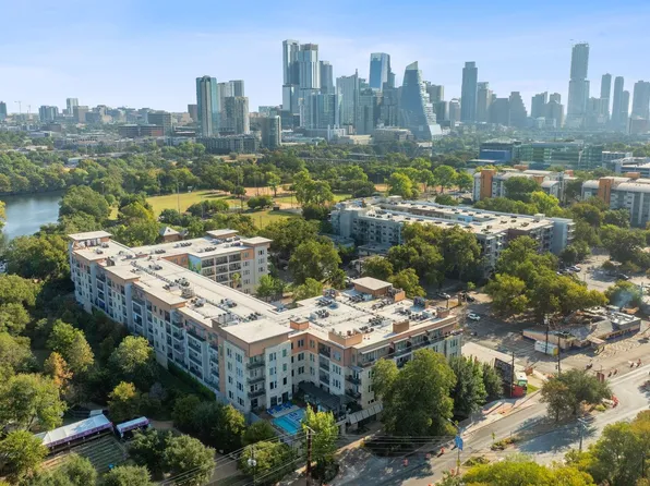 1900 Barton Springs Rd Unit 2019, Austin, TX 78704