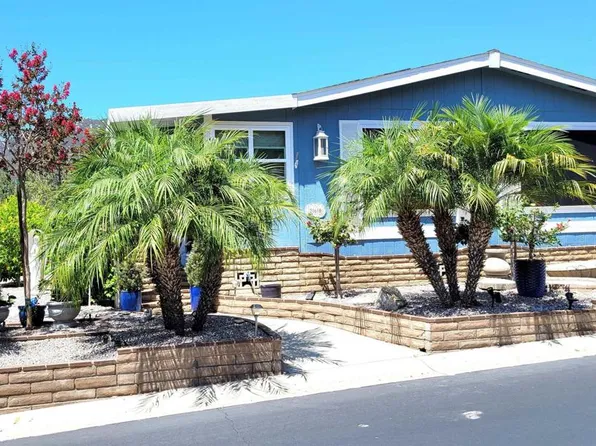 8975 Lawrence Welk Dr Space 260, Escondido, CA 92026