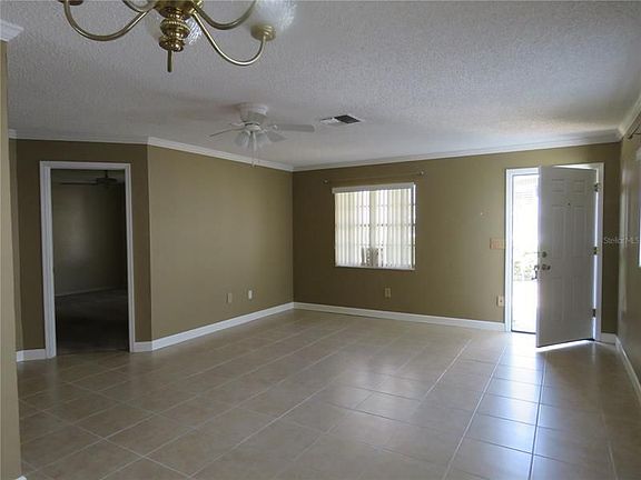 5th image of 6653 Dartmoor Ln #6A