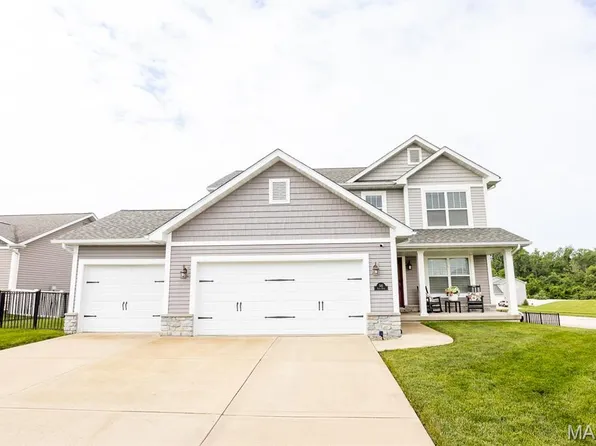 541 Frost Ct, O'Fallon, IL 62269