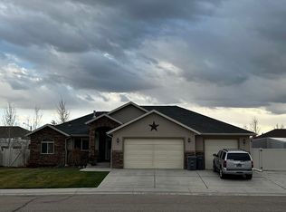 2618 Seattle Slew Dr, Rock Springs, WY 82901