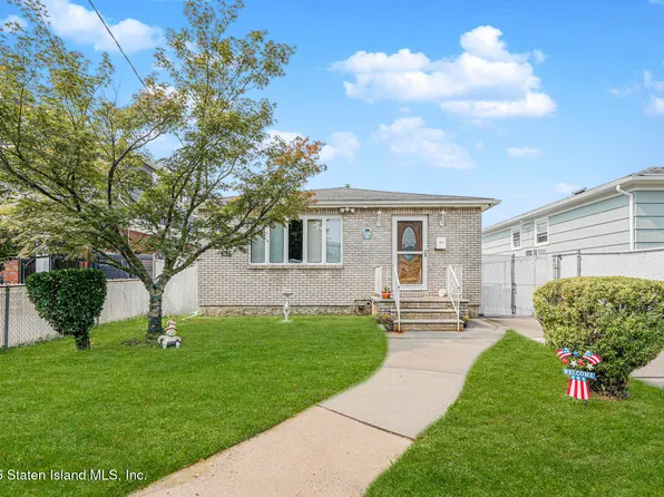 176 Kensington Ave, Staten Island, NY 10305