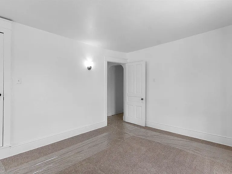 102 S 3rd St — Photo 14