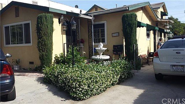 1st image of 4040 Sequoia St