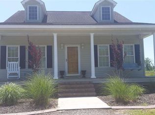 2411 Memory Ln, Loris, SC 29569