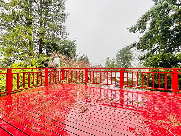 8836 22nd Ave SW — Photo 4