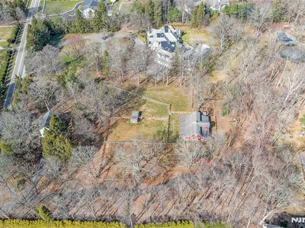 98 W Saddle River Rd, Saddle River, NJ 07458