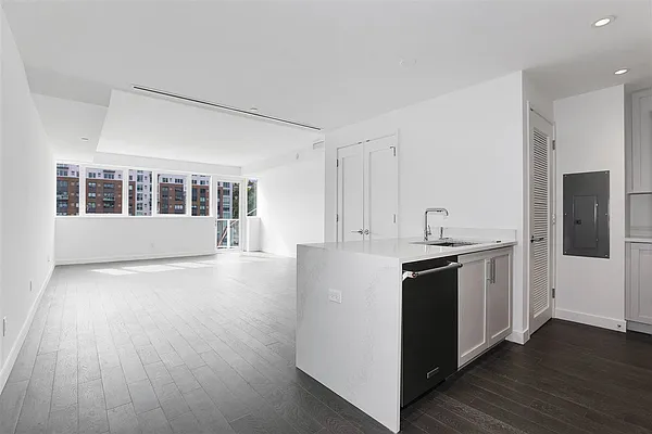 Rented by Keller Williams City Life Realty | media 2