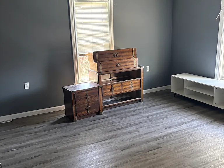 228 E Main St #1 — Photo 16
