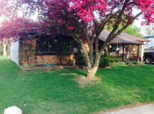 104 Shady Ln, Bolingbrook, IL 60440