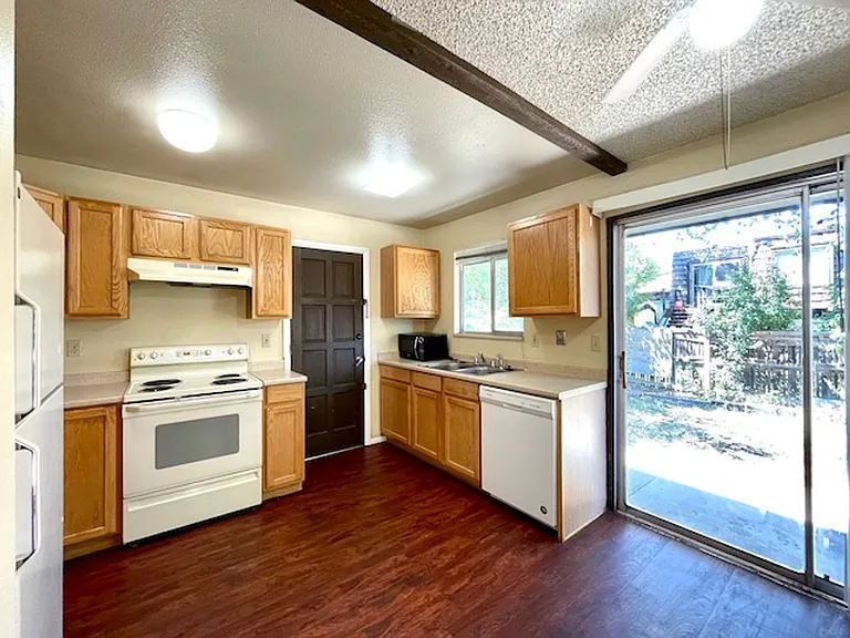 9537 E Chenango Ave — Photo 5