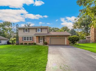 1105 Crestview Rd, Sterling, IL 61081
