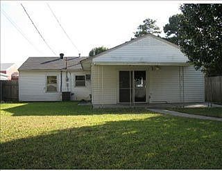 1st image of 2720 Glenwick St