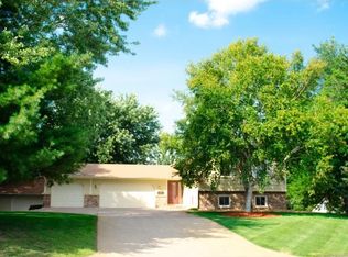 2659 Richard Dr, White Bear Township, MN 55110
