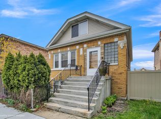 5616 S Narragansett Ave, Chicago, IL 60638