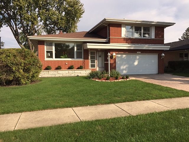 1st image of 10425 S 51st Ct