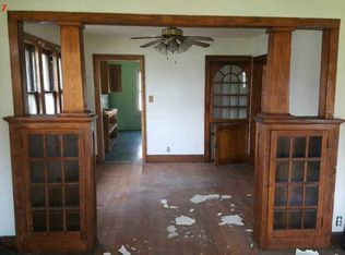 506 11th Ave S, Clinton, IA 52732