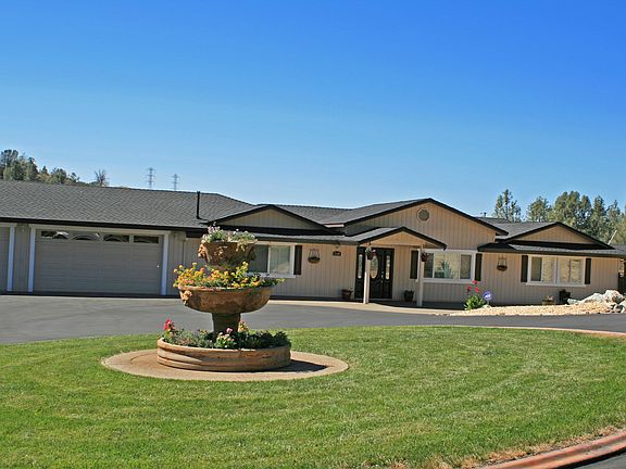 2nd image of 2100 Du Ponte Dr