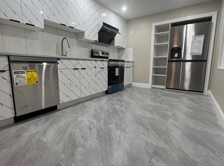 53 Old Farm Rd FLOOR 1, Levittown, NY 11756