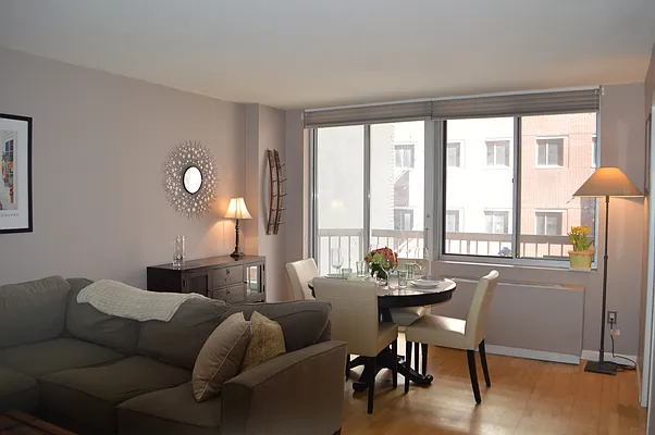 Rented by Owner | media 9