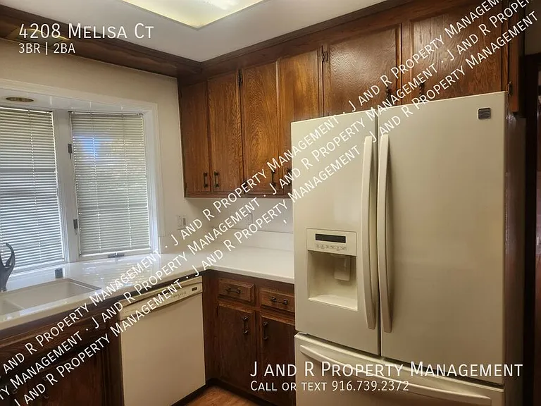 4208 Melisa Ct — Photo 13