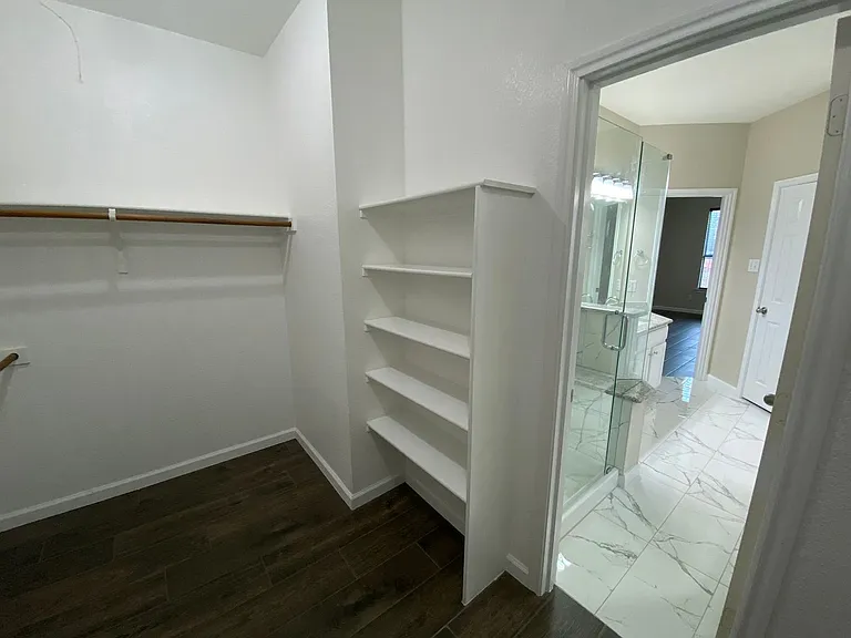 5668 Imperial Meadow Dr — Photo 20