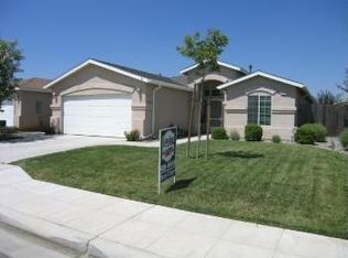 2647 Santa Ana Ave, Clovis, CA 93611