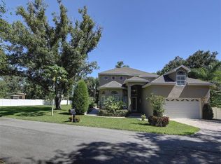 3760 Club Dr, Safety Harbor, FL 34695