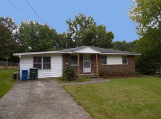 6045 Cornish St, Fayetteville, NC 28314