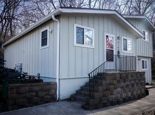 4709 Roe Ln, Roeland Park, KS 66205