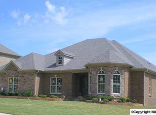 7046 Pale Dawn Pl, Owens Cross Roads, AL 35763