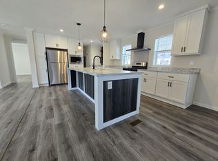 5 B St #5B, Brunswick, ME 04011