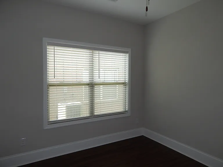 408 Senate St — Photo 14