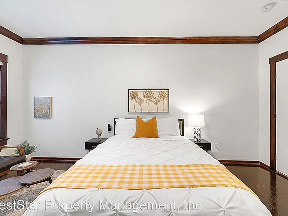 2nd image of 330 Cedar Ave APT 207