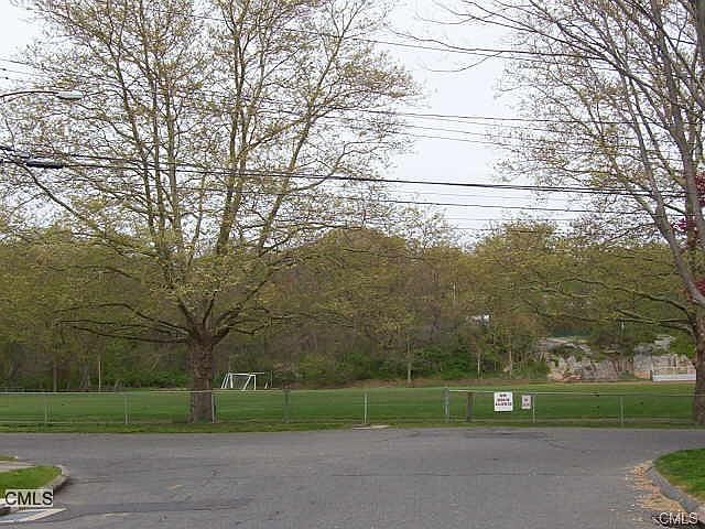2nd image of 37 Villa Pl