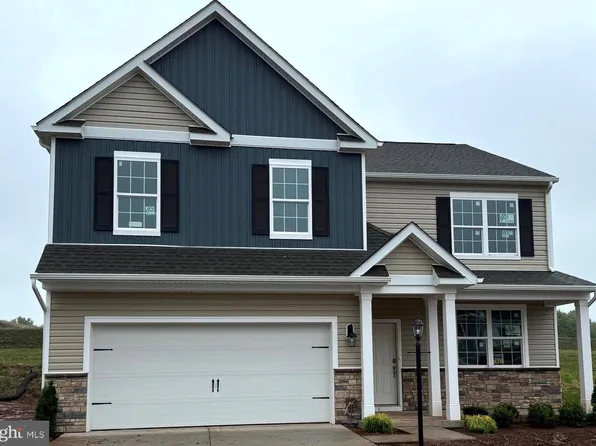 130 Bellaire Dr, York, PA 17402