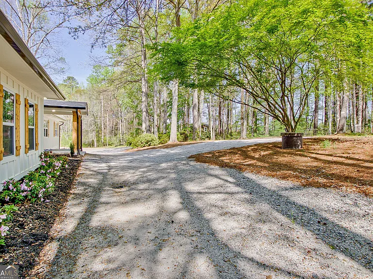 140 Mary Freeman Rd — Photo 7