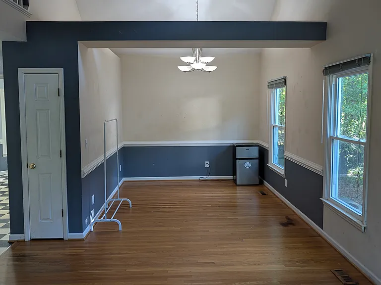 Entry and dining
