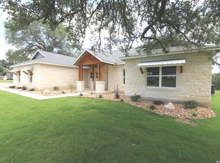 142 Timber Pl, La Vernia, TX 78121