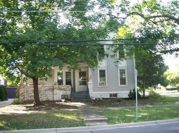 226 W Illinois St #1, Wheaton, IL 60187