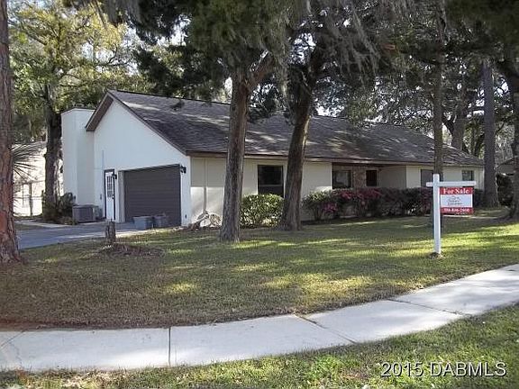 3rd image of 477 S Woodstock Dr