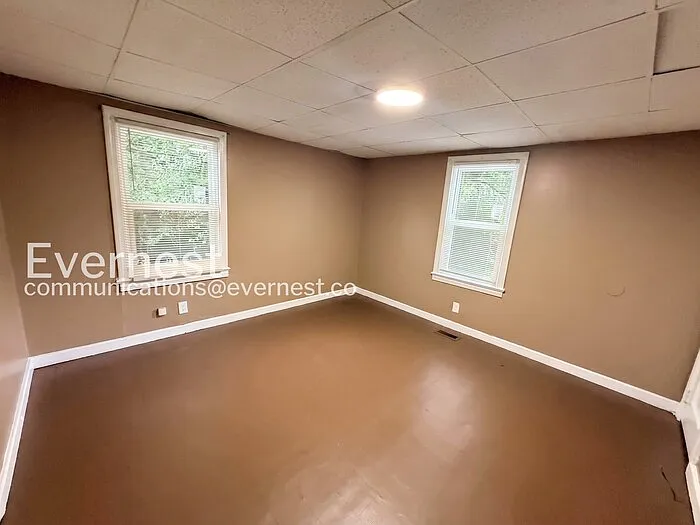 1412 Woodward Rd — Photo 16