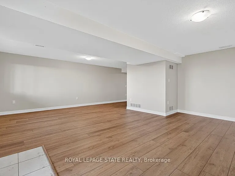 97 Sunvale Pl #4 — Photo 42