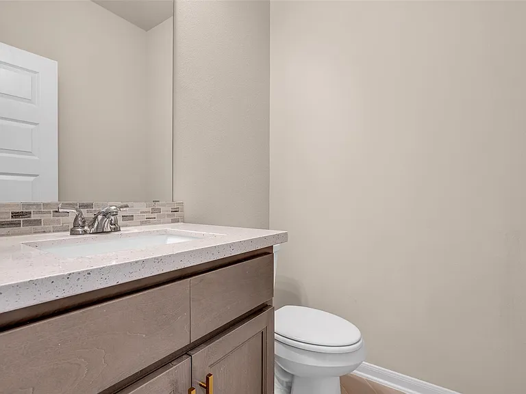2718 Newbury Island Ln — Photo 20
